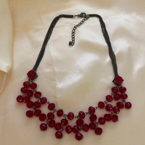 Whimsical  Crystal Vintage Translucent Fairy Scarlet Dark Red - Picture 1 of 5